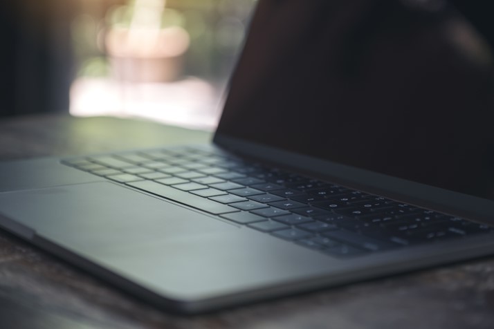 vantagens de alugar notebook para empresa